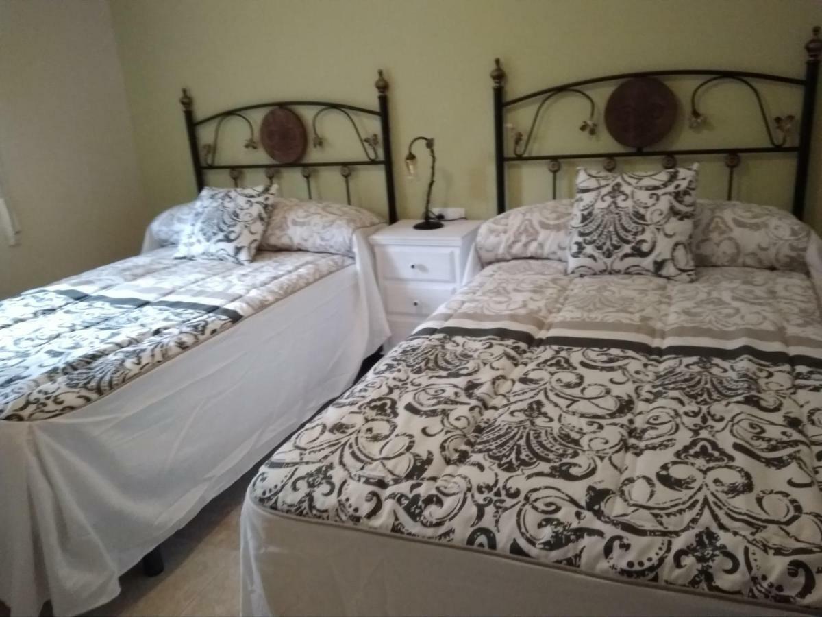 Apartamento Turistico La Victoria Trujillo Eksteriør bilde